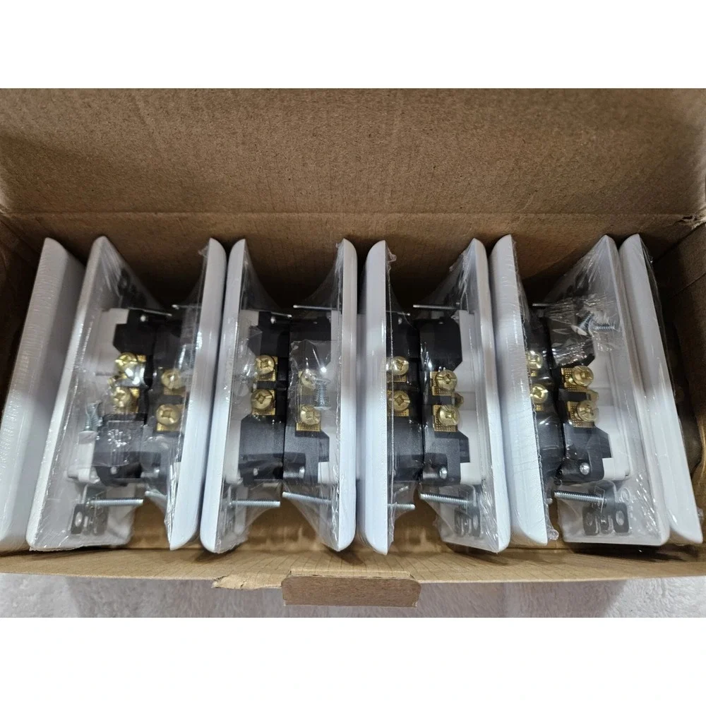 ELEGRP Decorator Receptacle 15A 125V Standard Electrical Wall Outlet 10 Pack!!